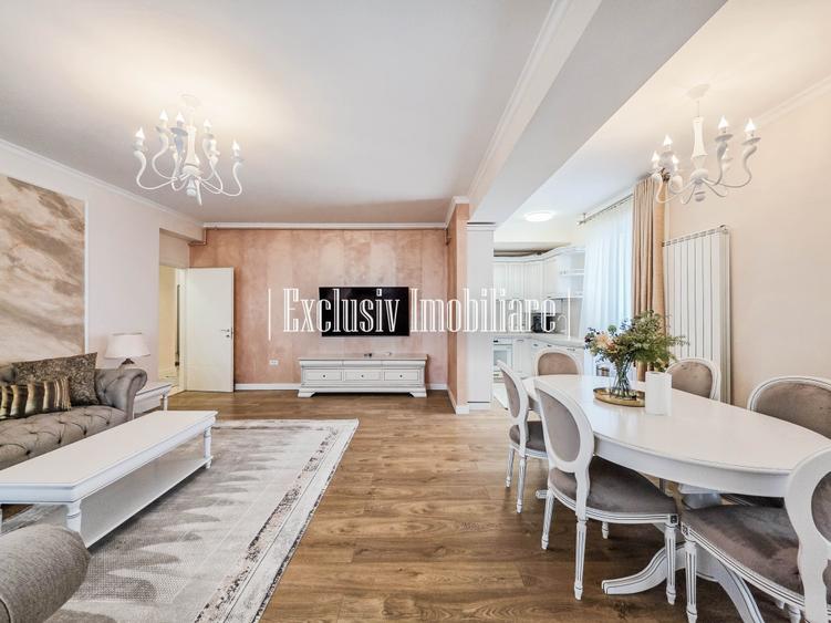 "Marea la Picioare" - Apartament Premium cu Vedere Frontala din Toate Camerele