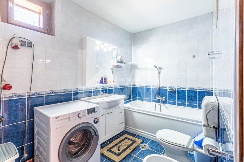 Vilă/Casă generoasă în Râșnov, ideală pentru pensiune, preț atractiv, Comsion 0% - 8