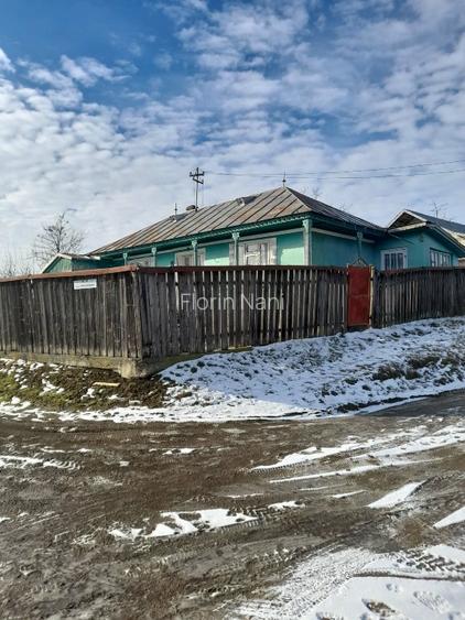 Se vinde casa batraneasca - 7