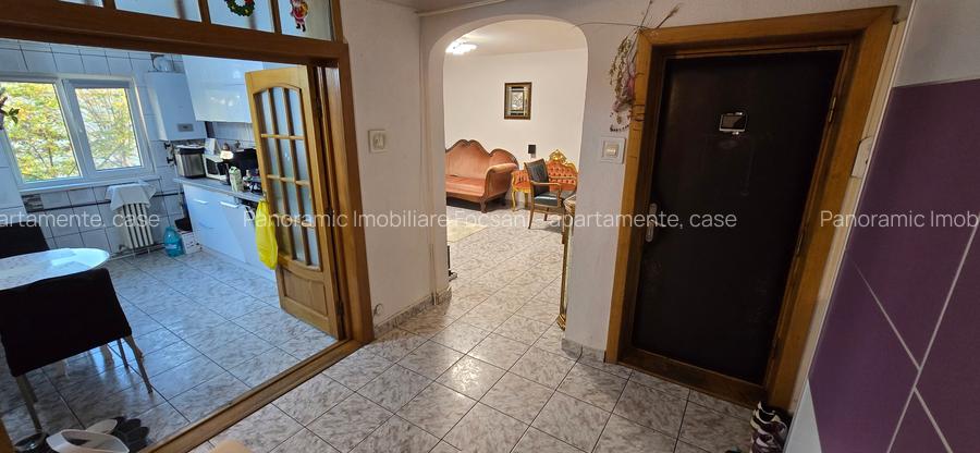 3 camere de vanzare Focsani, ultracentral - 26