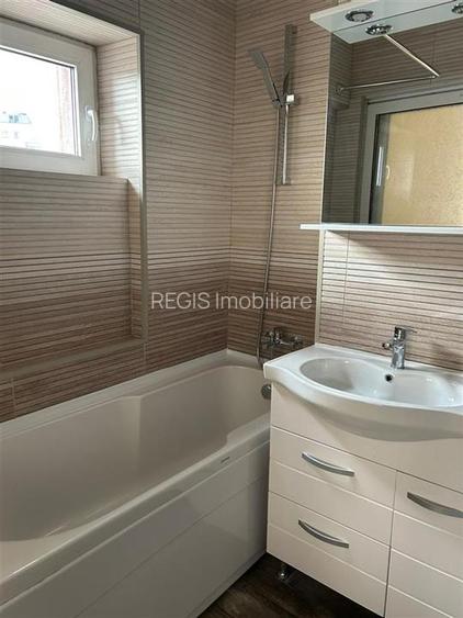 Apartament generos 3 camere Zona Centrul Civic -Brasov - 24