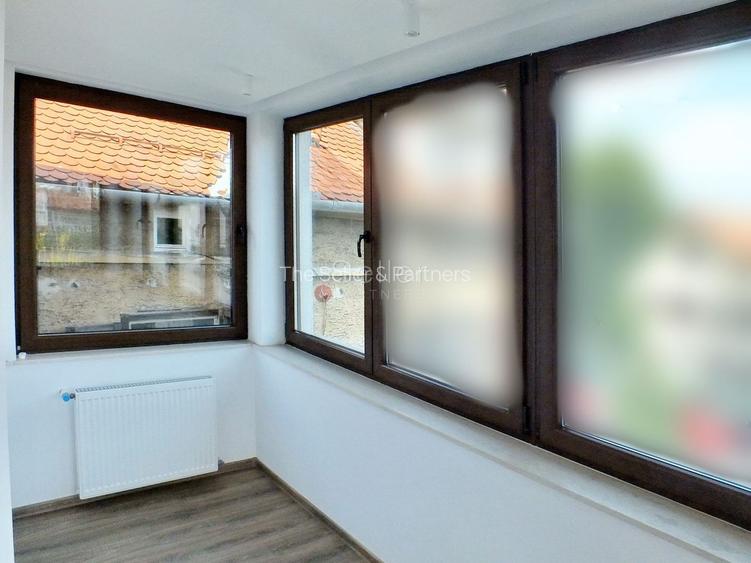 Spatiu birouri central - 24