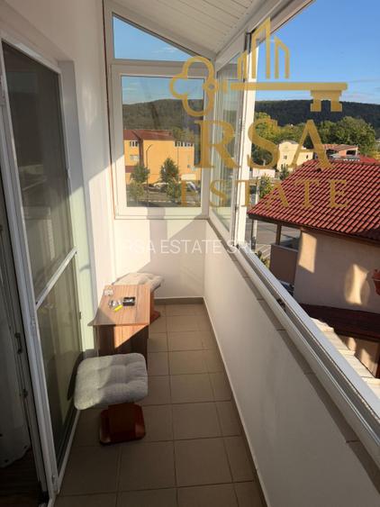 Apartament de vanzare 3 camere decomandat Et 2 zona Centrala  Rm Valcea - 6