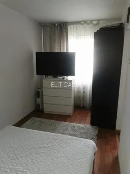 Apartament cu 2 camere semidecomandat, mobilat în Podul de Piatră - 3