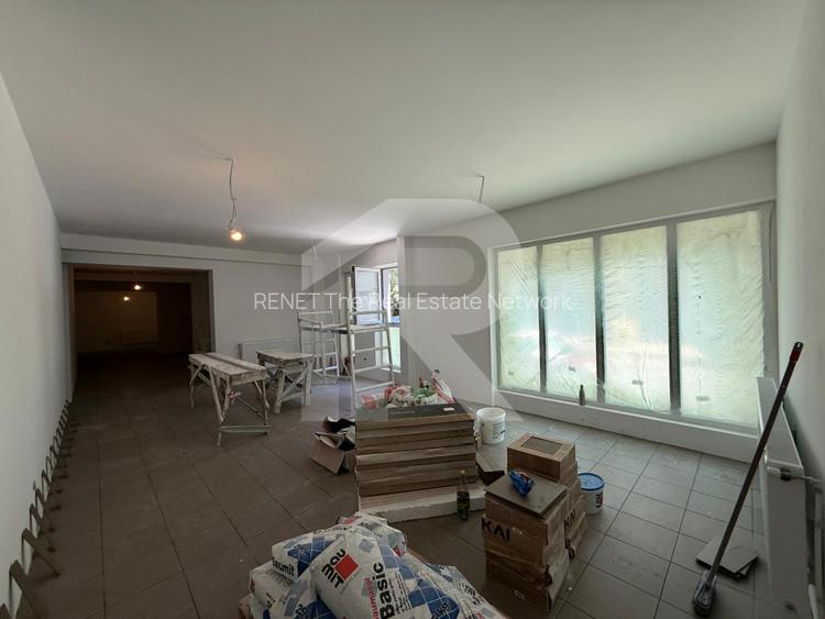 Spatiu Comerceial , parter bloc nou construit , zona Nerva Traian - 13