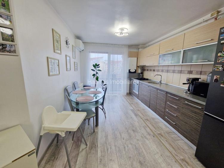 Apartament 3 camere, parcare, str Florilor Floresti Atelierul de Pizza - 19
