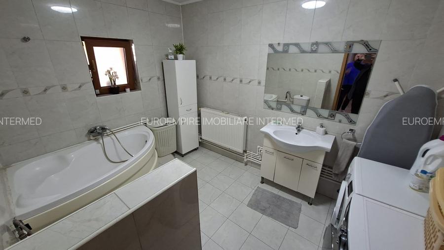 Vila P+1E de vanzare in localitatea Eforie Nord, zona de vile - 21
