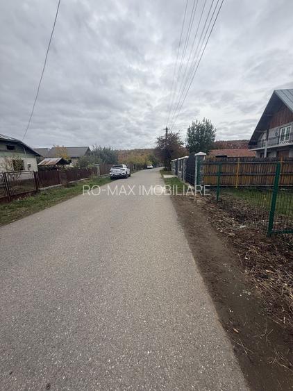 Teren intravilan împrejmuit 2331 mp la strada, toate utilitățile! - 16