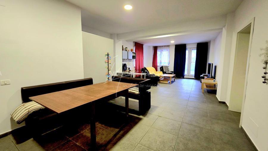 Apartament cu 5 camere-239 mp. utili si terasa 356 mp. in Prel. Ghencea-parter - 24