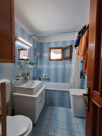 APARTAMENT CU 2 CAMERE DE VANZARE 0NESTI ZONA MAL - 14