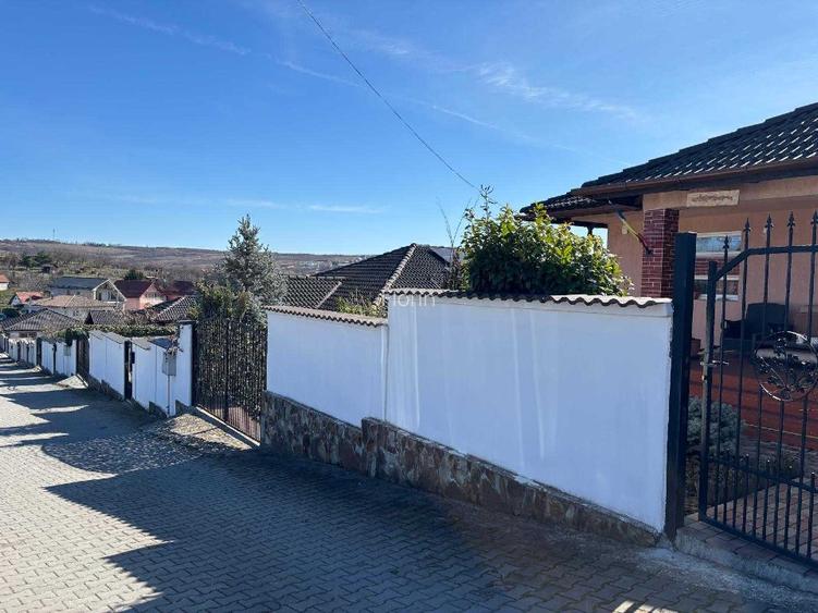 Casa parter 4 camere | teren 577 mp | panouri fotovoltaice | str. Izvorului  - 3