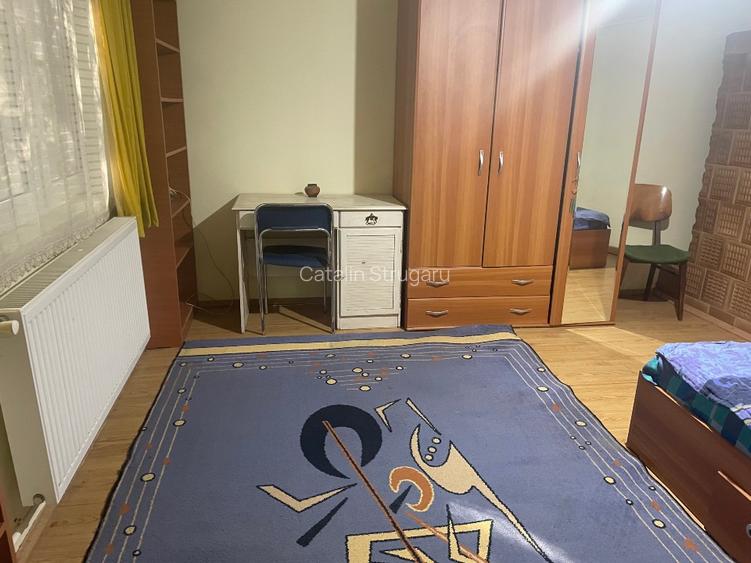 Casă cu 3 apartamente separate, ideală investitie pentru închiriere - 6