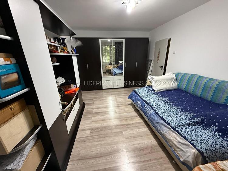 Vanzare apartament 2 camere Drumul Taberei Romancierilor - 2