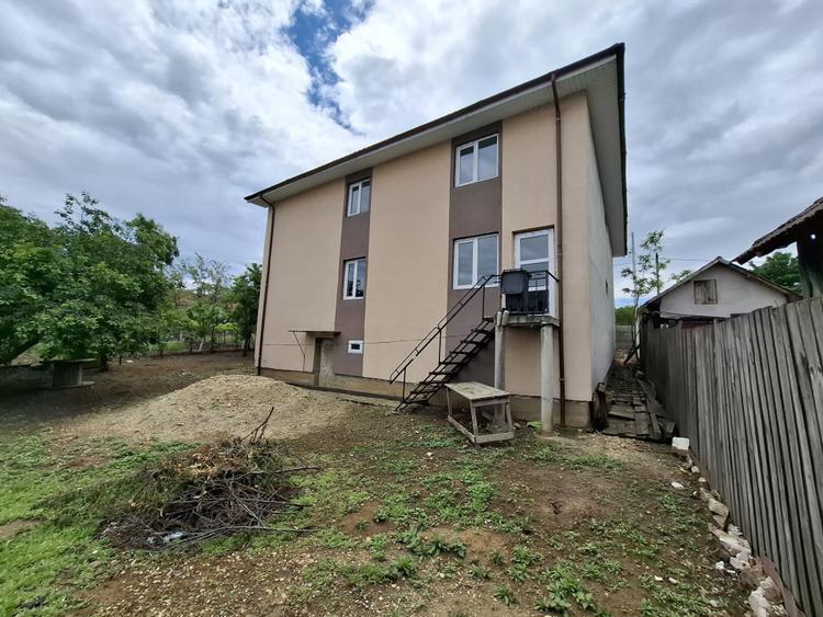 Casa 300 mp,afacere (cămin bătrâni, pensiune), zona Breasta