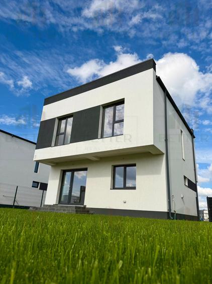 Vilă P+1 în complex privat – Rate la dezvoltator.