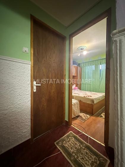 Apartament 4 camere decomandat, C. Calarasilor-Viziru 3. - 9