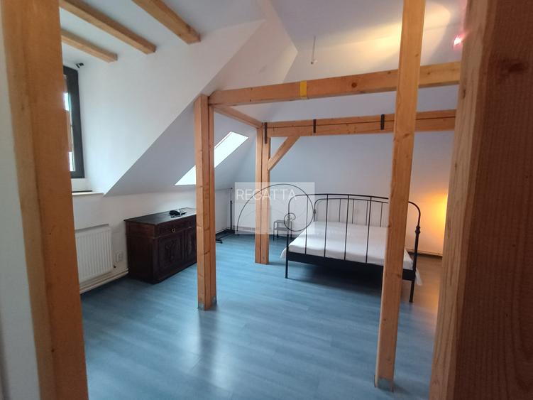 Duplex in villa - etaj plus mansarda - Foisorul de foc - 33