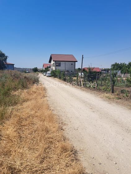 Teren linga strada Ciresilor - 6