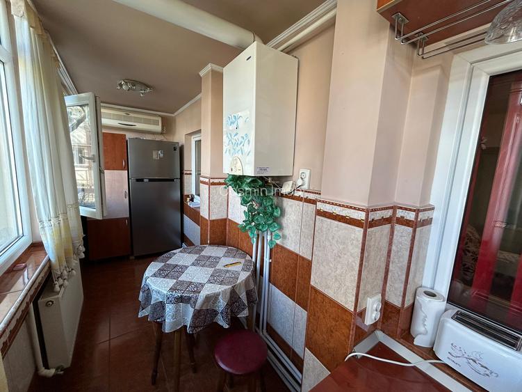 apartament 3 camere cf 1 decomandat, foarte spatios Dorobantilor - 9