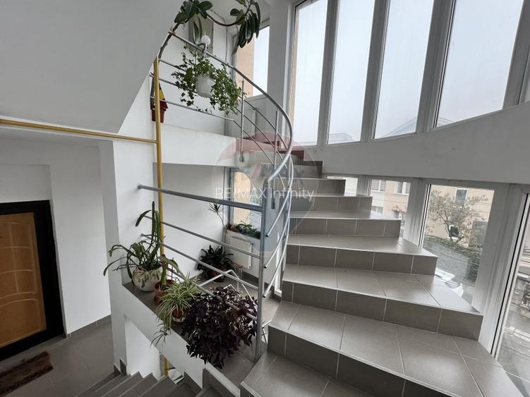 Penthouse cu 5 camere si terasa cu view de inchiriat in Grigorescu - 42