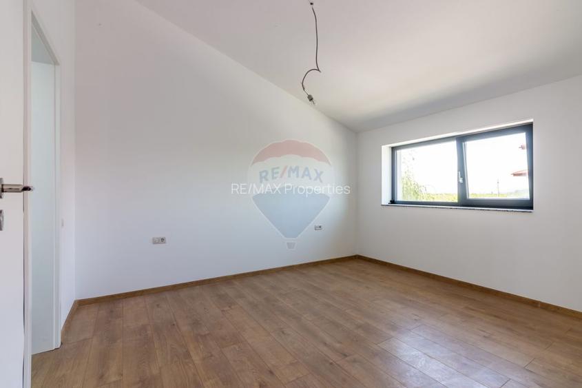 Casă / Vilă de vanzare in Mogosoaia, adiacent Martha Bibescu - 10