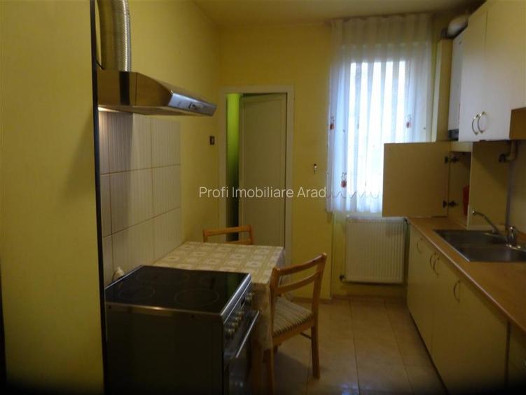 Inchiriez apartament cu 2 camere, etajul 1 Gara-Podgoria - 2