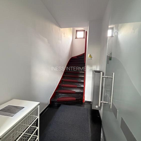Piata Muncii \ duplex in vila \ etaj 1 + mansarda \ 3 camere - 80mp \ - 12