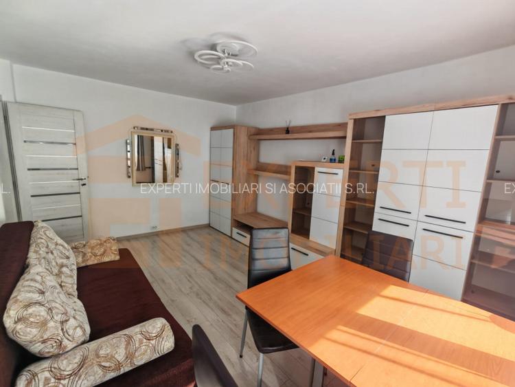 Apartament 3 camere, situat in zona Inel I - 13