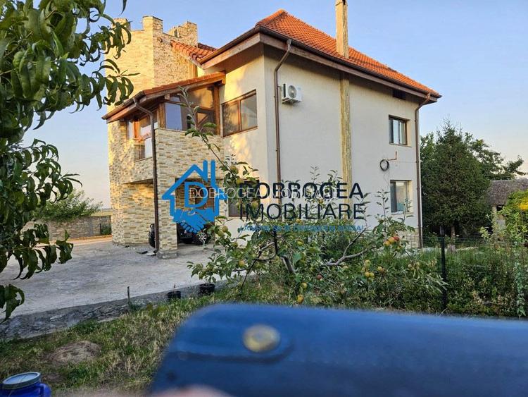 MINERI- CASA PARTER, ETAJ+MANSARDA, SUPRAFATA UTILA 320 MP,TEREN 1300MP - 3