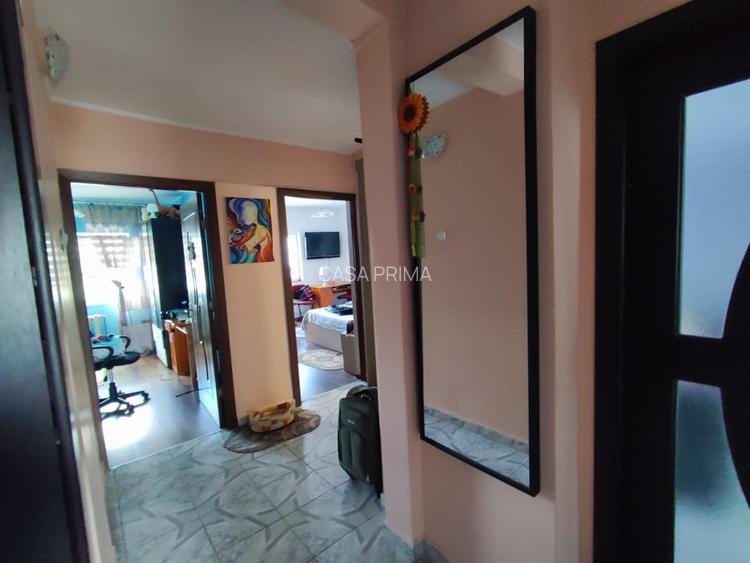 Apartament 3 camere DECOMANDAT, deosebit! FRUMOASA-Continental ! - 2