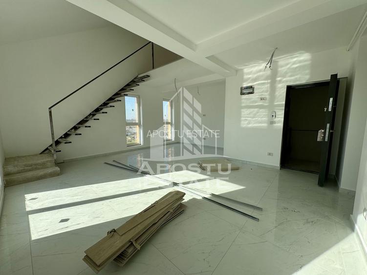 Penthouse cu scara interioara deosebita, 3 camere si 2 bai langa Lidl. - 2