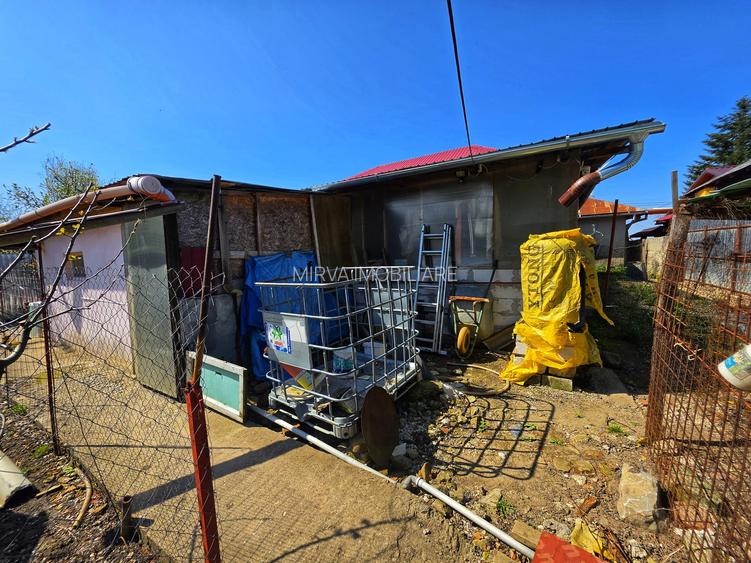 Casă 4 camere, 685 mp teren, renovată 2011 – Mănești, Zalhanaua - 8