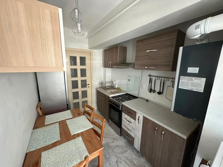 Inchiriez apartament cu 2 camere - 2