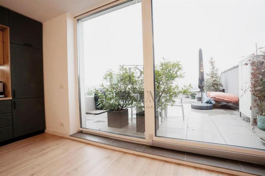 TELEGRAFULUI - PENTHOUSE LIFT - 3 CAMERE - 2 BAI - TERASA 56MP - INCALZIRE PARDO - 3