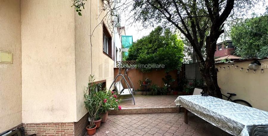 Vânzare Vilă 6 cam,DS+P+2-251 mp +curte, zona Vatra Luminoasă - Parcul National - 15