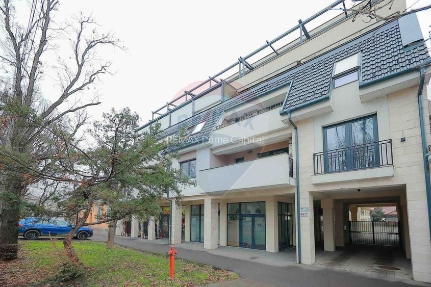 Apartament cu 2 camere de vânzare, ultracentral, Parcul Petőfi Sándor - 2