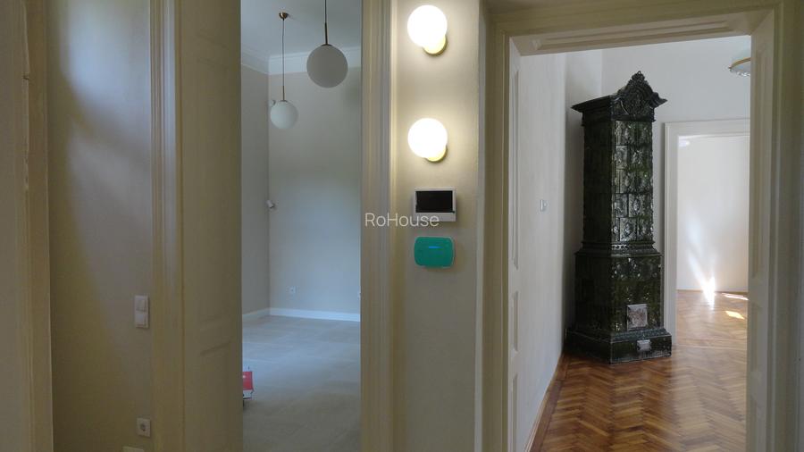 Apartament in casa recent renovat , parcare in curte, zona centrala - 15