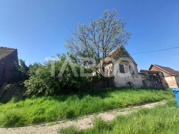 Teren de vanzare 4500 mp in centrul comunei Hamba judetul Sibiu - 9