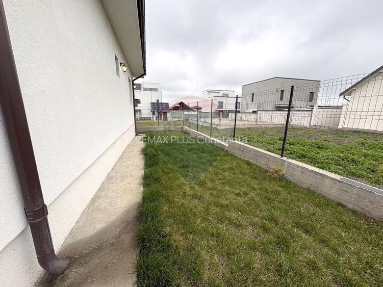 Casă cu 3 camere  toate utilitățile - 105.000E cu teren in  concesiune - 11