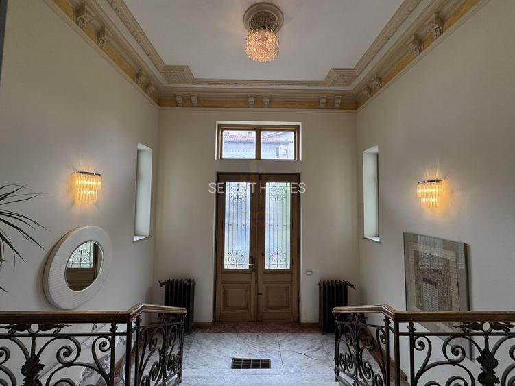 Vila istorica de vanzare in zona *Unirii* | 21 camere | curte, garaj - 4