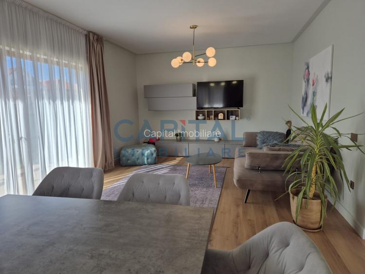  Casa superba la cheie, strada privata, central Dezmir.  - 16