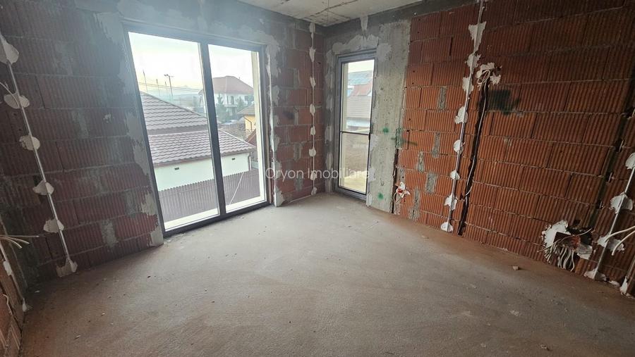 Casă P + 1, central, vis-a-vis de Stadionul Municipal - 8