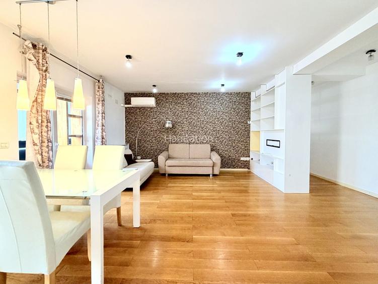 Apartament generos -curte proprie - garaj - 10