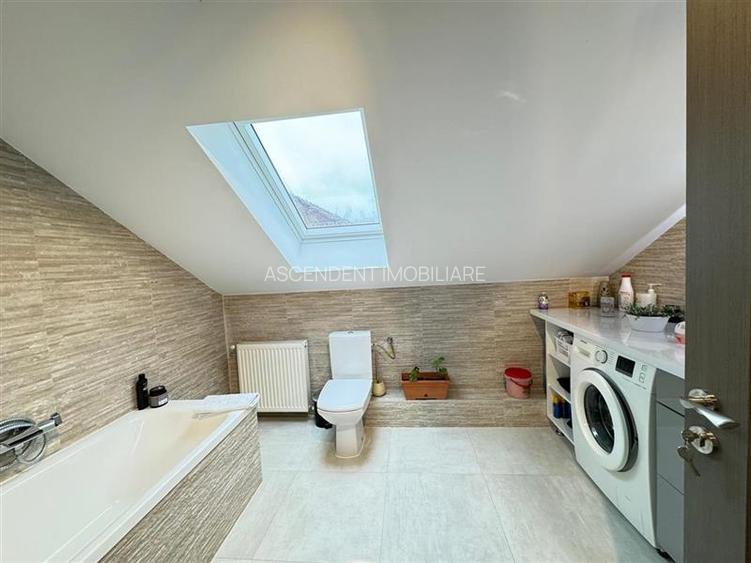 LIVE&Film! Resedinta de elita design aparte, amplasament apreciabil,Livezeni, Mu - 26