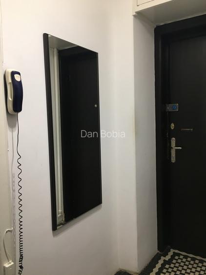 Garsonieră Universitate - 1 min. Metrou - Bloc 7/8 - 12