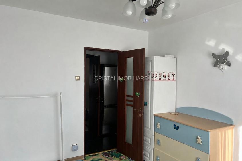 Apartament 3 camere luminos, mobilat si utilat, metrou Favorit-Pet friendly - 12