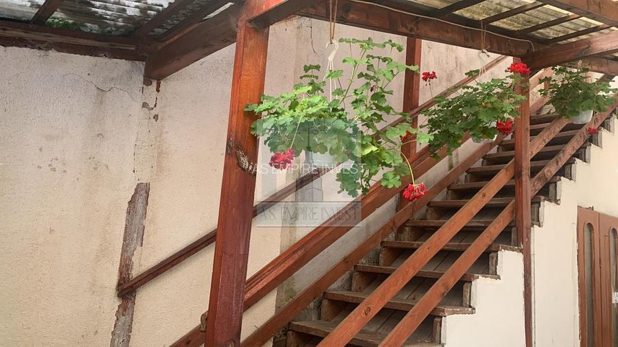 Apartament la casă, cu 3 camere mobilat/ utilat, 2 bai - zona Schei - 12