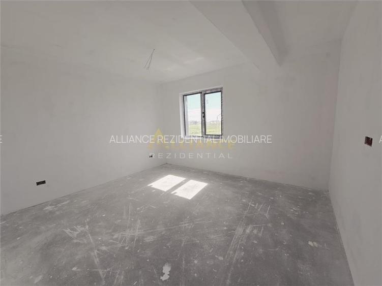 Vila individuala- 155.000 euro- 4 camere- 360mp teren - 7