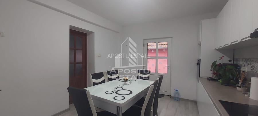 Casa construita pe un teren generos de 780 mp - 8