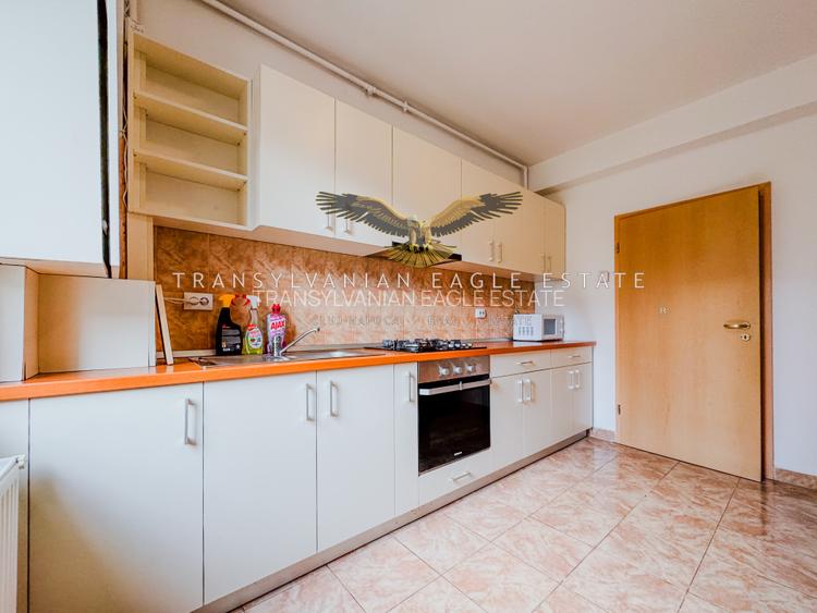 Locuință decomandata cu 2 camere| situată în Zorilor pe Viilor/UMF - 12